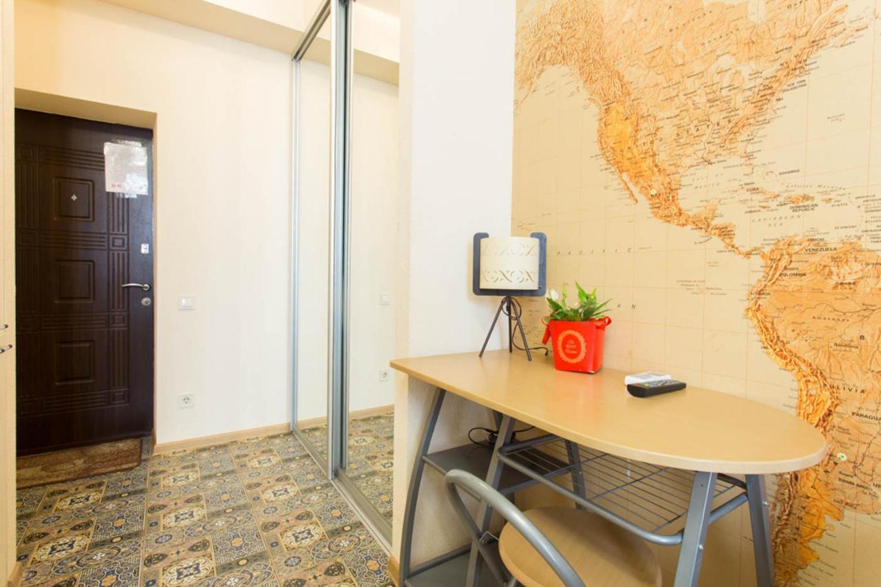New Studio In The Center - Korolenka Str. 25/62 Apartment Kharkov Ngoại thất bức ảnh